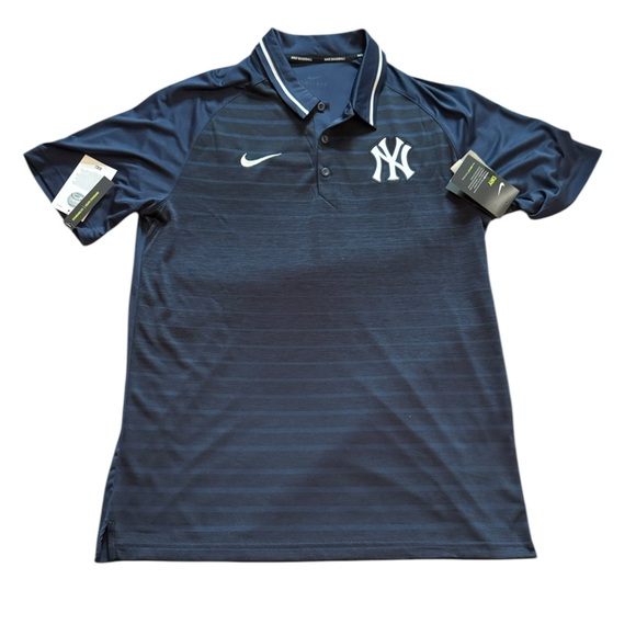 Nike MLB Other - Nike New York Yankees Polo - Size Large (NWT)
